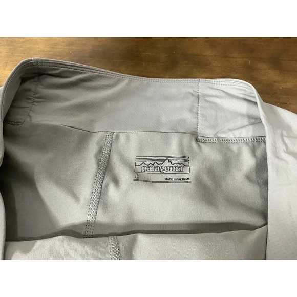 Patagonia Mens Skyline Stencil Responsibili Tee T-Shirt Size XS NWT - Picture 11 of 11